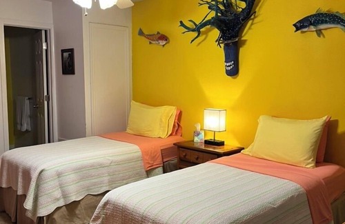 Port O Connor Hotel | Discover The Poco Loco Lodge: Family-Friendly Getaway