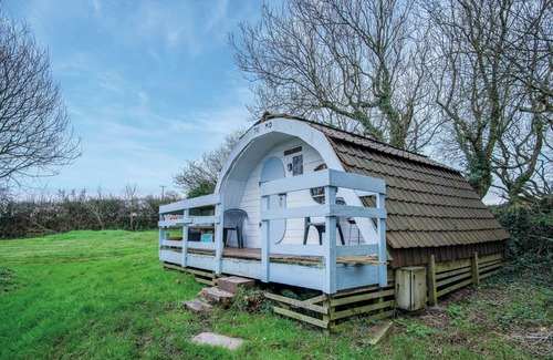 Castlemartin Apartment | Inviting 1 Bedroom Pod at Freshwest Beach Retreat