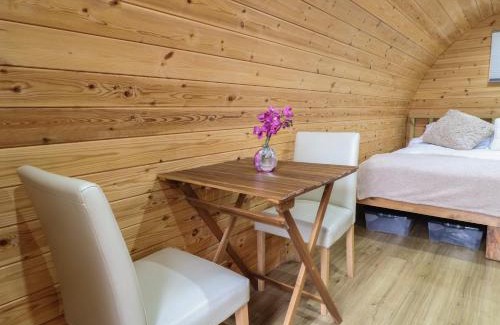 Kingstone House | Perfect Getaway: The Pod at Bank House Farm, 4-Star Retreat