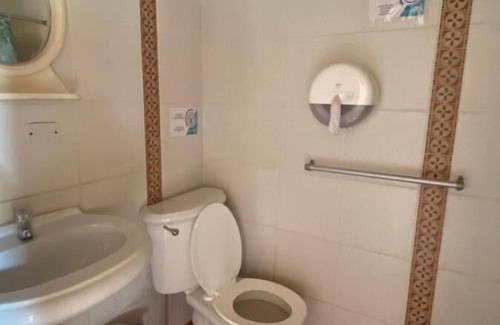 Mancora Hostel | The Point Mancora - Beach Party Hostel
