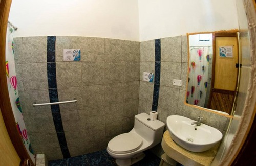 Mancora Hostel | The Point Mancora - Beach Party Hostel
