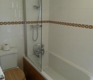 Delabole Hotel | Pet-Friendly Escape at The Poldark Inn with Breakfast Included