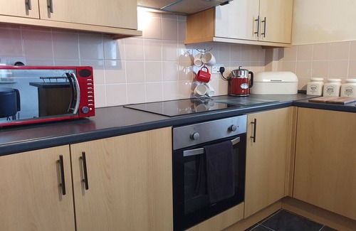 Burnley House | Charming Pomfret House: Family-Friendly Villa in Burnley