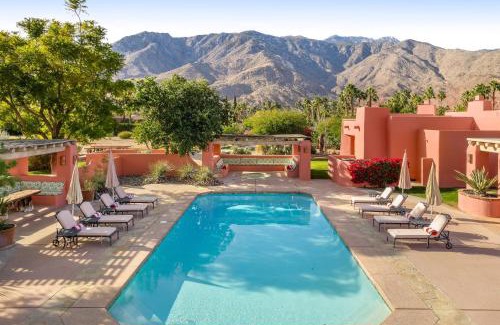 Palm Springs Villa | Indulge at The Pond Estate: Designer Compound with Pools