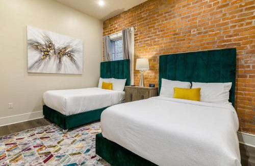 Central Business District Apartment | Indulge at The Pontchartrain: Spa & Breakfast Included