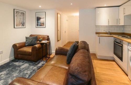 Tywardreath House | 10/10 Rated: The Pool House with Private and Family Pools