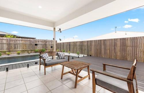 Urraween House | Family-Friendly Retreat at The Pool House in Hervey Bay