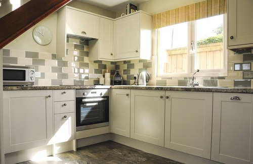 Thirsk Bed & Breakfast | Experience The Poplars: Family-Friendly with Breakfast Included