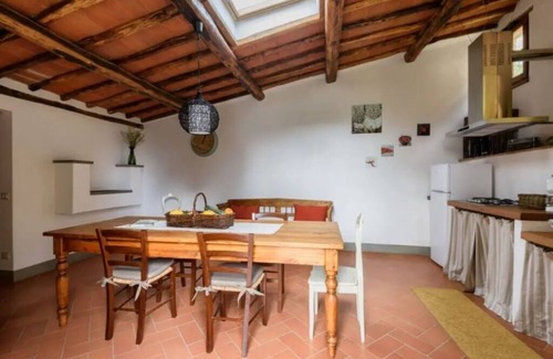 Panzano in Chianti House | Relax at The Porchereccia delle Bartaline with Spa & Breakfast