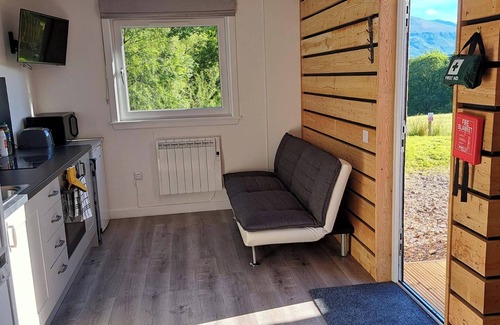 Roybridge Apartment | Elegant Getaway at The Posh Bothy Spean Bridge