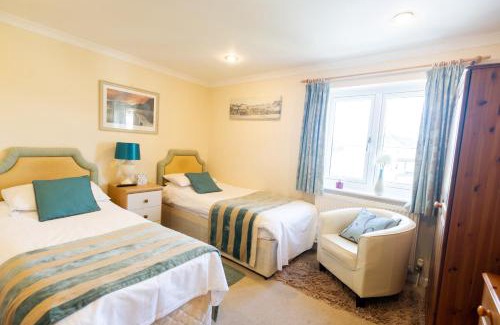 Seer Green Hotel | Pet-Friendly Retreat at The Potters Arms - 8/10 Rated Stay