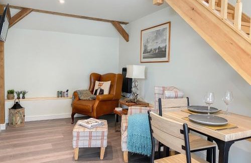Mersham House | Highly Rated The Potting Shed: Pet and Child Friendly Escape
