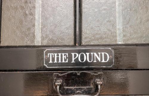 Porlock House | Pet-Friendly Haven: The Pound, 4-Star Rated with Top Reviews