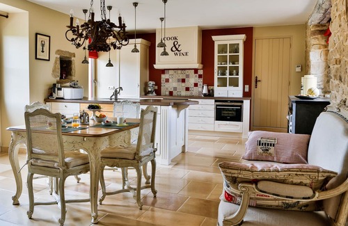 Crach House | Discover The Pré Verdine: 5-Star Cottage with Oceanfront Views