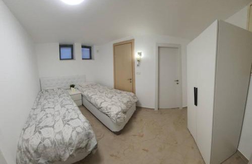 Beit Shemesh Apartment | Top-Rated Premier Apartment in RBS A - Family Friendly Stay