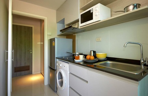 Sathorn Hotel | Discover Comfort at The Present Sathorn with Great Amenities