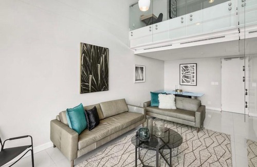Nairobi Apartment | Elegant Primrose Penthouse: 5-Star Retreat with Hot Tub