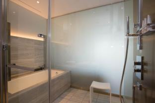 Kioi Hotel | Elegant Prince Gallery Tokyo Kioicho: 5-Star Comfort & Spa