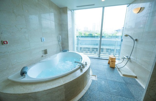 Minato Hotel | Experience The Prince Park Tower Tokyo: 5-Star Luxury Awaits