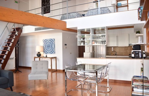Principe Real Apartment | Discover The Principe Real Lisbon Apartment with Spa & Hot Tub