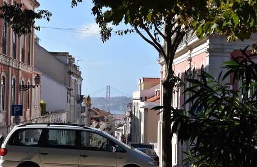 Principe Real Apartment | Discover The Principe Real Lisbon Apartment with Spa & Hot Tub