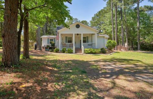 Southern Pines House | Discover The Private Cottage: Pet & Child Friendly Retreat