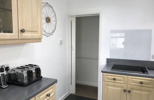 Peacehaven House | Scenic Clifftop Retreat with Ocean Views Near Brighton