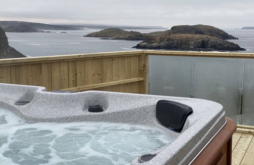 Bauline East Villa | Ocean View Suite with Hot Tub & Perfect 10/10 Rating