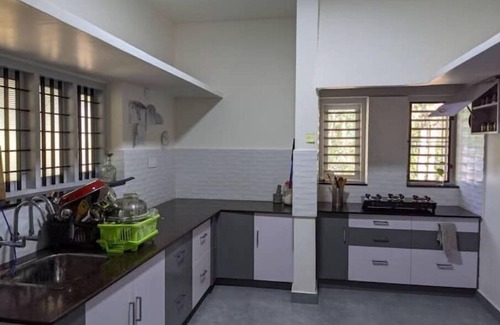 Sulthan Bathery House | Discover Pulpally White Villa: Family-Friendly Retreat in Wayanad
