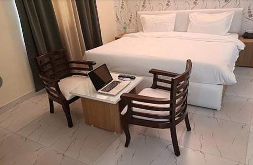 Greater Noida Hotel | Pet-Friendly Comfort at The Purezza Residency