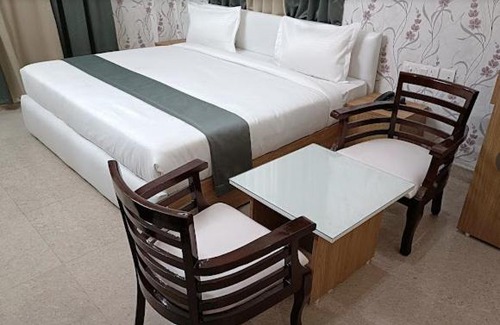 Greater Noida Hotel | Pet-Friendly Comfort at The Purezza Residency