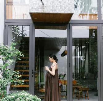Hue House | Top-Rated The Purple Hue Homestay: Pet-Friendly Retreat