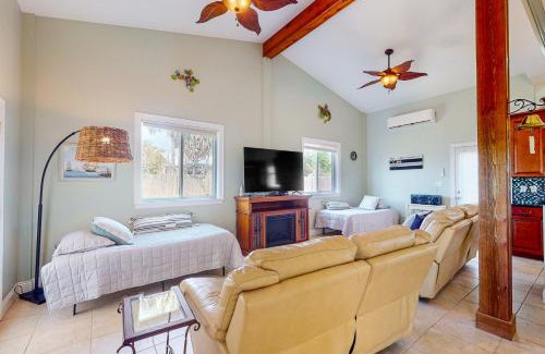Port St. Joe House | Pet-Friendly Stays at The Purple Martin for Every Family