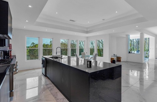 Sandy Springs House | Experience Grandeur at The Push Palace: Pool and Spa Retreat
