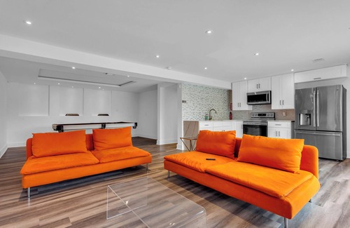 Sandy Springs House | Experience Grandeur at The Push Palace: Pool and Spa Retreat