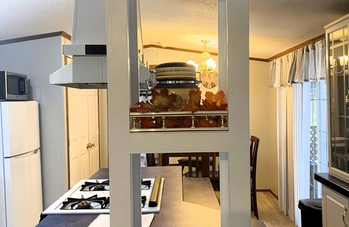 Jim Thorpe House | Cozy Quail House: Family-Friendly Stay in Jim Thorpe