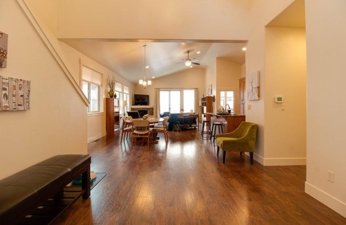 Sisters House | Experience The Quails Nest: Pet & Child Friendly Retreat