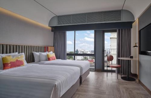 Phra Khanong Hotel | Relaxing Oceanfront Retreat at The Quarter Onnut by UHG