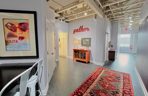Grafton Apartment | Guest Rated 10/10: The Quarters Suite with Family & Pet Perks