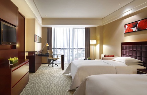 Pudong Hotel | Experience The Qube Hotel Shanghai Pudong with Family-Friendly Amenities
