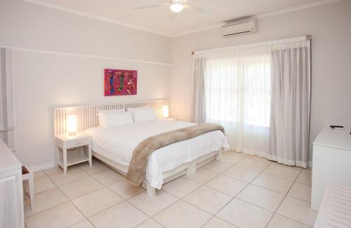 Calitzdorp House | Experience The Queen Of Calitzdorp with Ocean Views & Pool