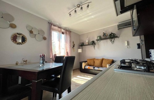 Vigevano Apartment | Relaxing Retreat at The Queen - Vigevano with Spa & Breakfast