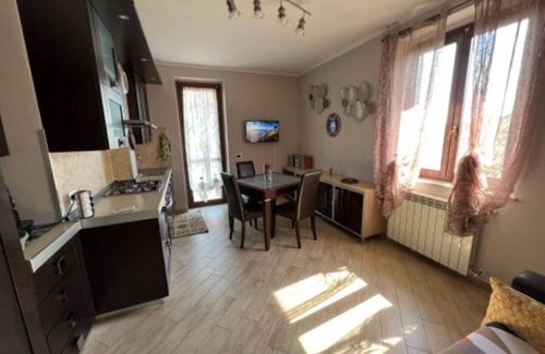Vigevano Apartment | Relaxing Retreat at The Queen - Vigevano with Spa & Breakfast