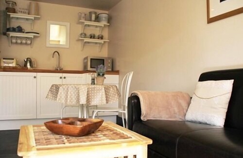 Ludwel Hotel | Unforgettable Stay at The Queens - Guest Rated 9.8/10