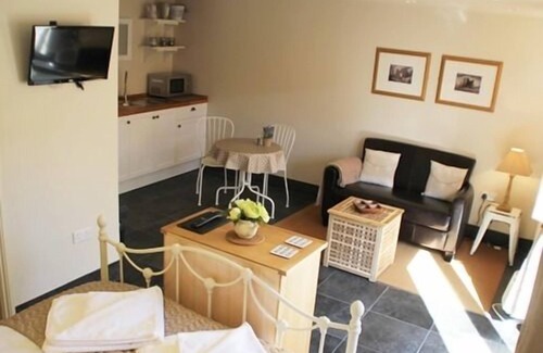 Ludwel Hotel | Unforgettable Stay at The Queens - Guest Rated 9.8/10