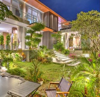 Ngu Hanh Son Villa | The Querencia Alma Luxury pool villa with Sauna - Free Pick up and Full AC