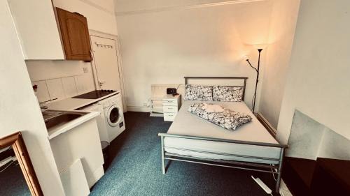 Brent Apartment | the quite one