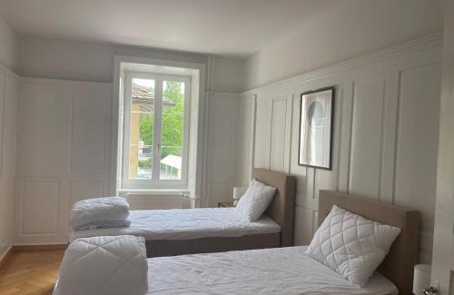 Schaffhausen Apartment | Family-Friendly Retreat at The R Apartment Munot - Old Town