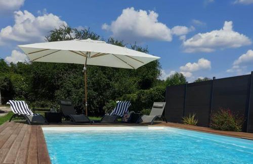 Montazels House | Relaxing Retreat at The Railway Cottage in Montazels