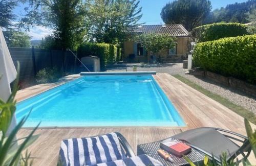Montazels House | Relaxing Retreat at The Railway Cottage in Montazels